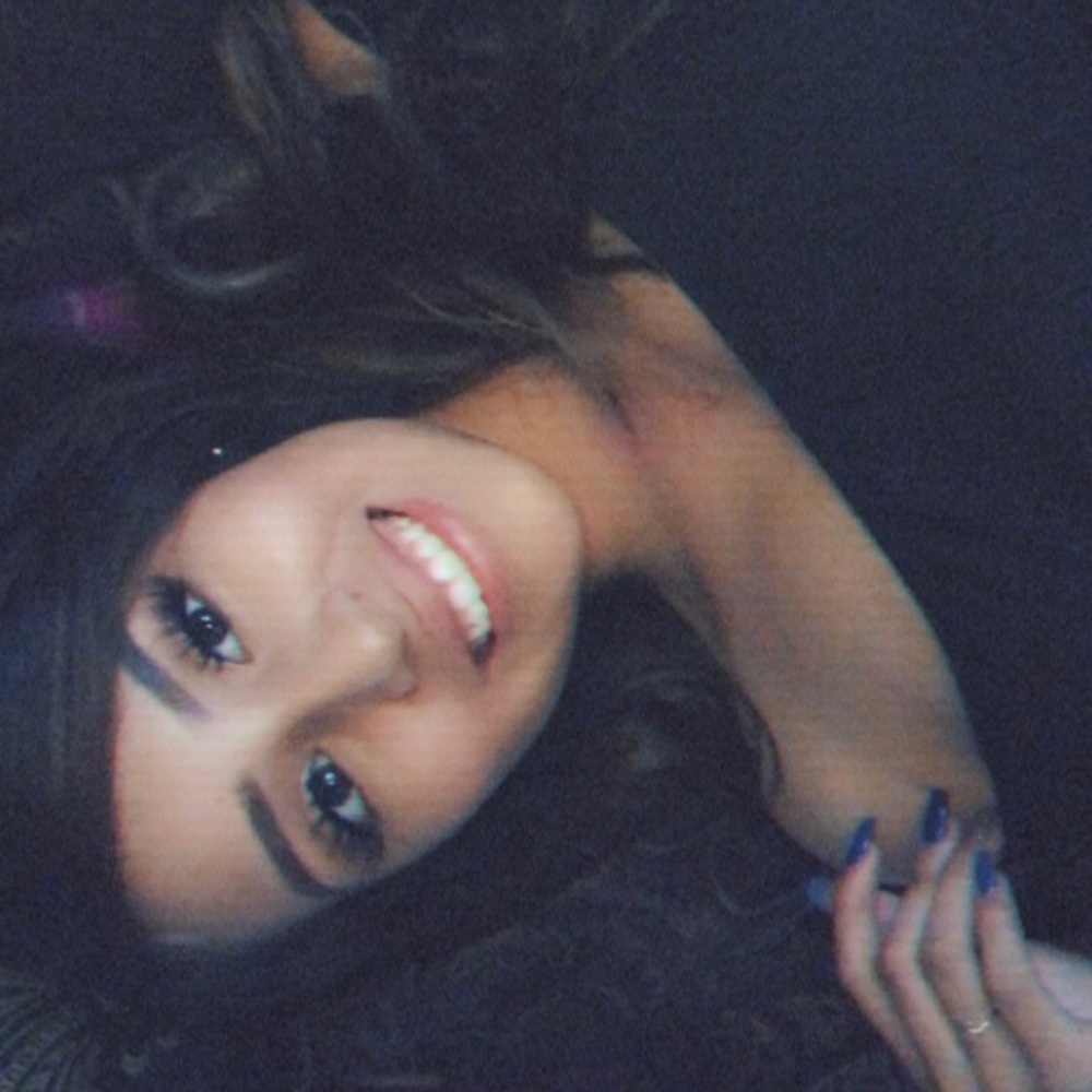 Meet your Posher, Leticia